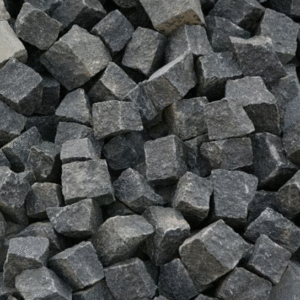 KOSTKA CZARNA 8/11 cm